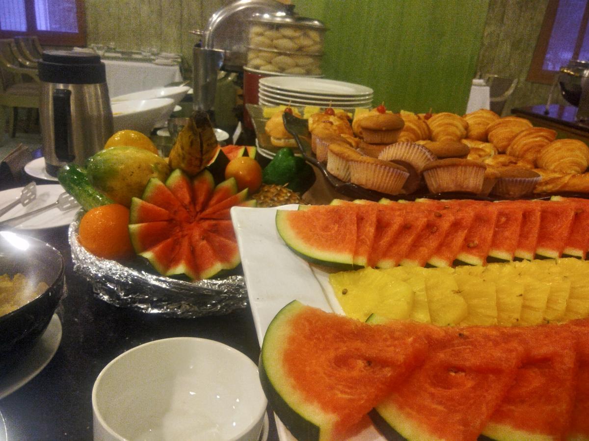 Lotus 8 Hotel Nedumbassery Ngoại thất bức ảnh